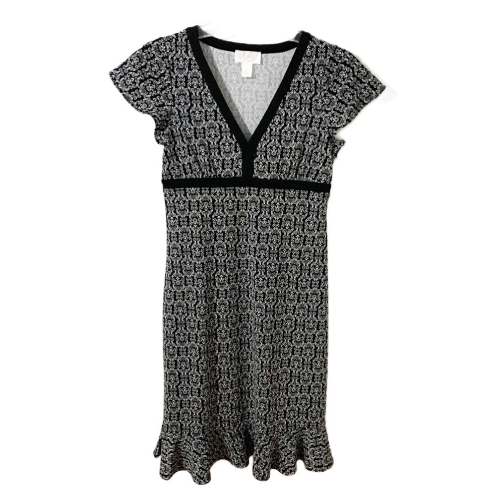 Ann Taylor LOFT Cap Sleeve Dress Ruffled Hem Empire Waistline Invisible Zipper